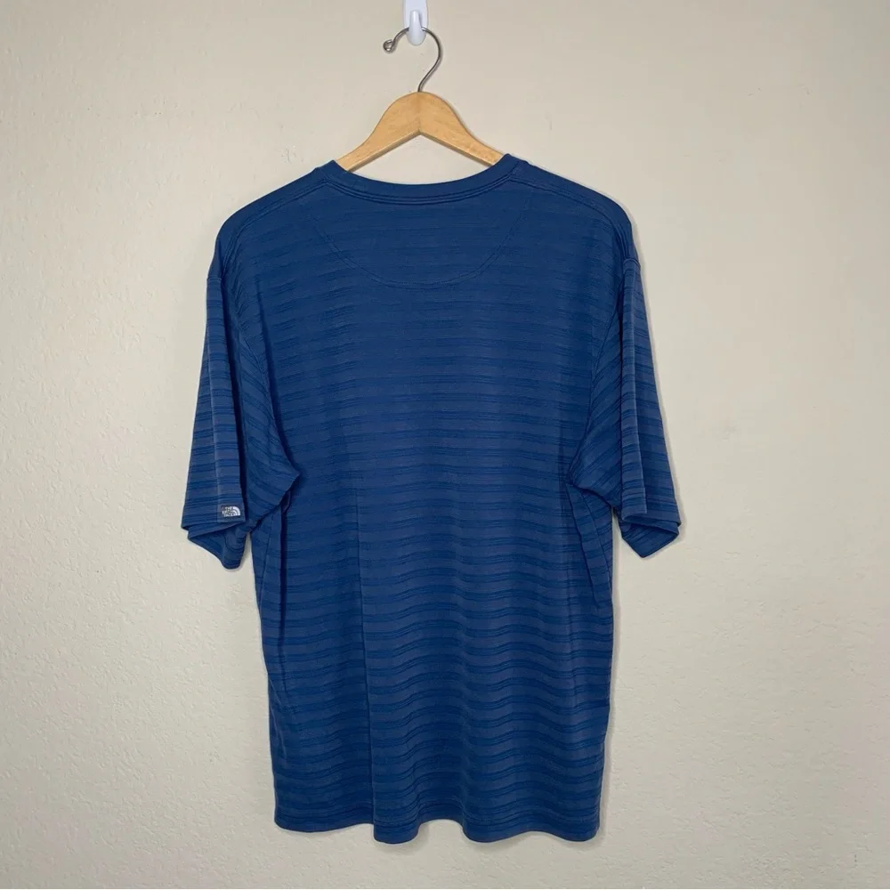 The North Face Blue Striped Modal Blend Short Sleeve Men’s Size Large Pocket Tee